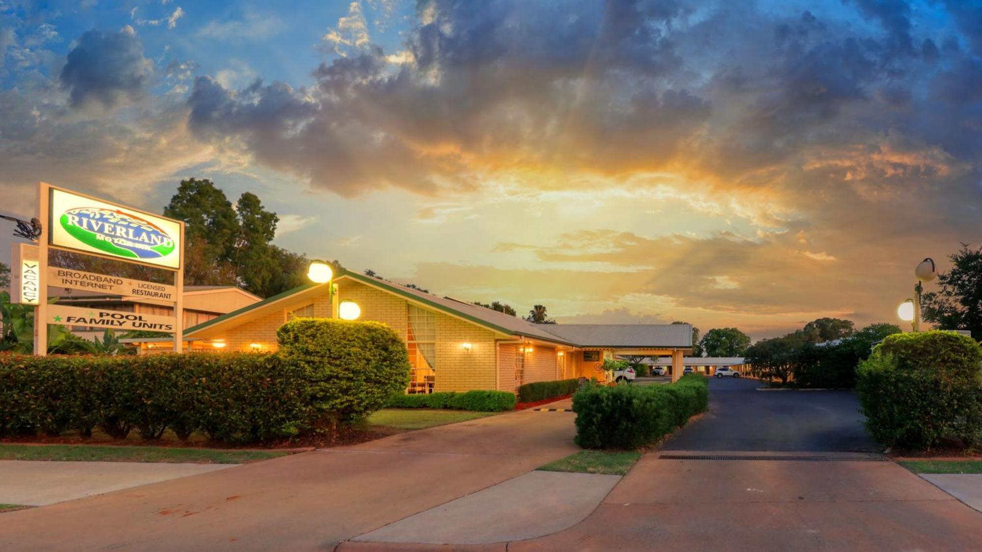 Riverland Motor Inn Saint George Exterior photo